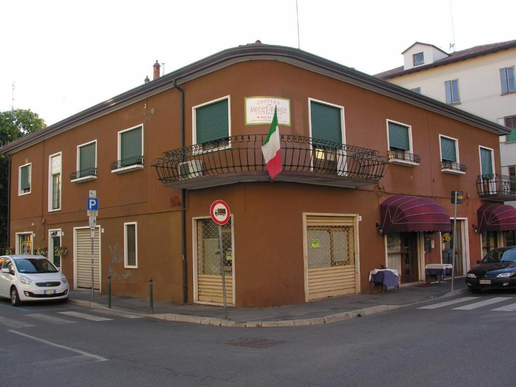 Outlet Sweet Venice Mestre Exteriör bild